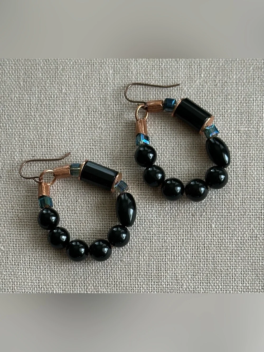 26-1/2 inch Onyx and Copper bead necklace NWOT